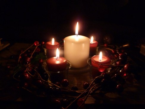 worship_advent-wreath-christmas-eve_2015